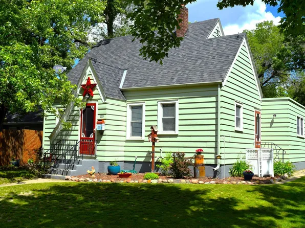 605 2nd St SE, Little Falls, MN 56345