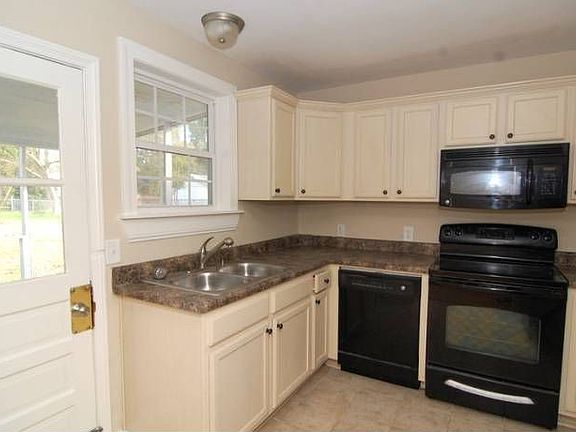 Kitchen Cabinets Updated