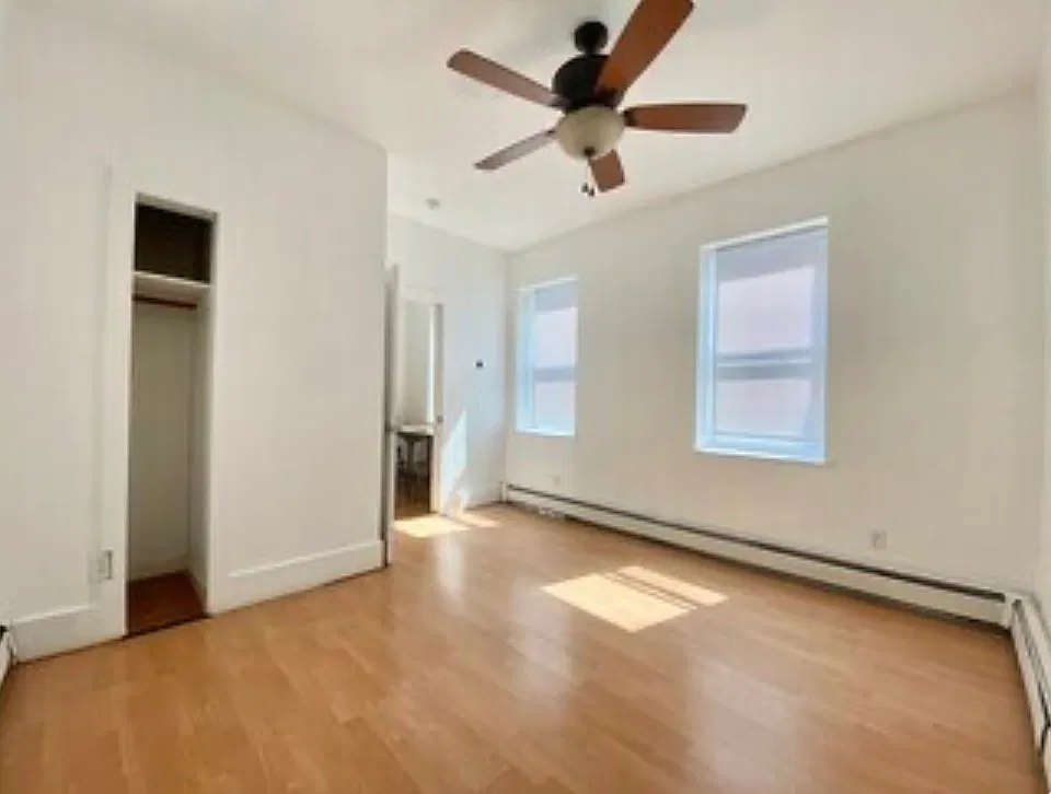 3 bed, 9999 sqft, $4,250 — Photo 4