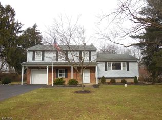 509 Stony Brook Dr, Bridgewater, NJ 08807