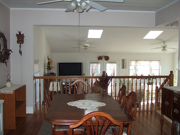 4th image of 11227 Greenmount Ave