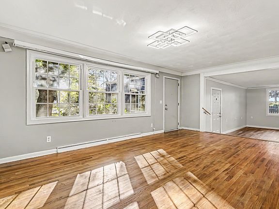 3rd image of 8081 N 27th St