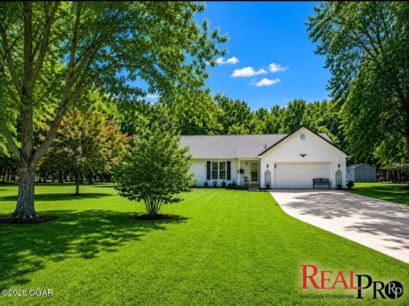 10415 County Loop #128, Carthage, MO 64836