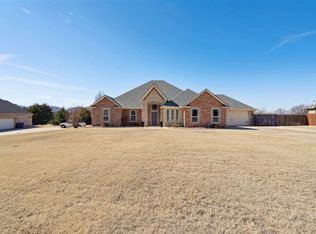 1319 NW Poko Mountain Ln, Lawton, OK 73507