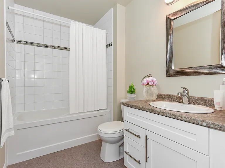 225 Riddell St #50 — Photo 49