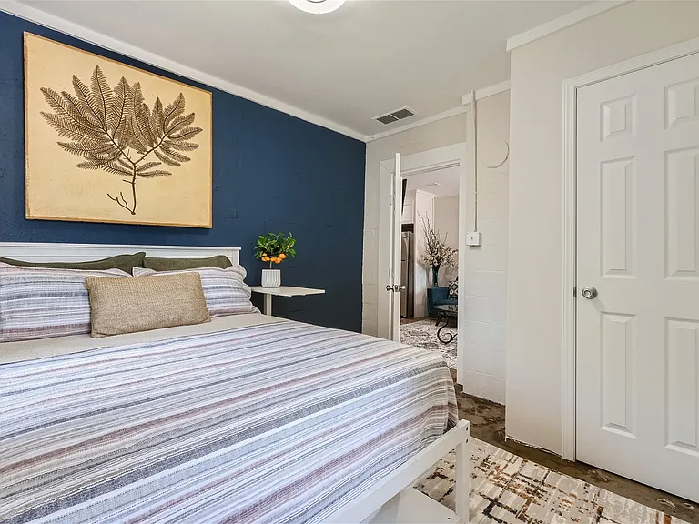 220 Bass St SE — Photo 11