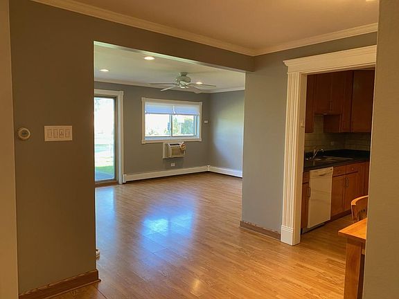5th image of 685 E Fullerton Ave APT 107