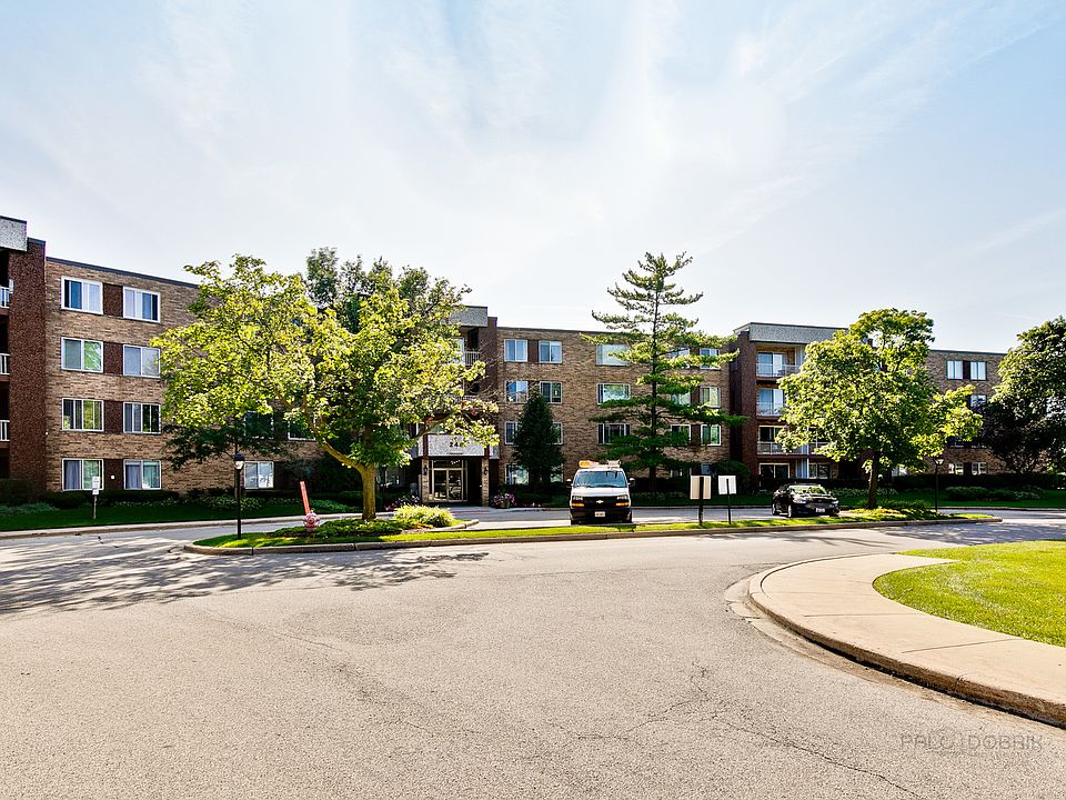 1st image of 245 S Park Ln Unit 314