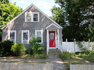 17 Kentland Ave, Providence, RI 02904