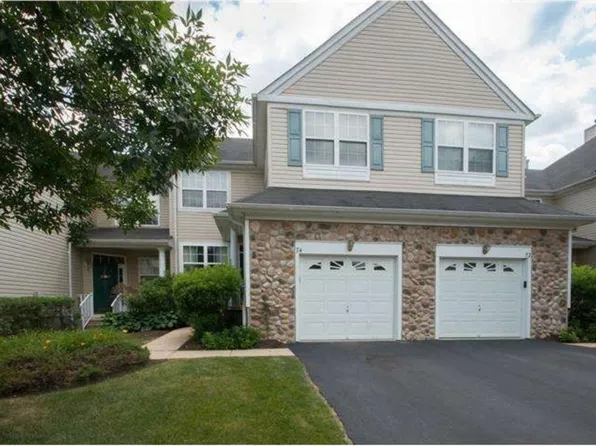 74 River Birch Cir #74, Princeton, NJ 08540