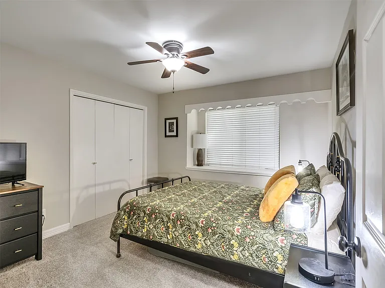 2811 Quincannon Ln — Photo 19