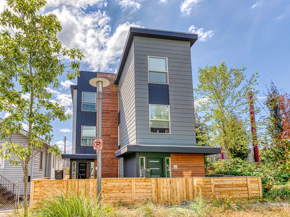1211 E James Ct