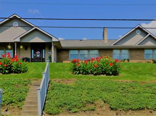 11191 Bluebird Dr, North Huntingdon, PA