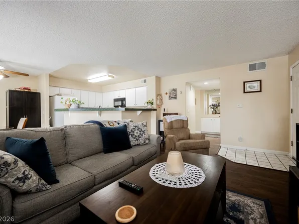 7909 Fossil Creek Ln Unit 102, Las Vegas, NV 89145