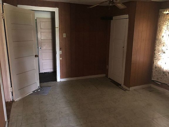 5th image of 2811 Dalton St