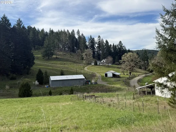 355 Banks Creek Rd, Sutherlin, OR 97479