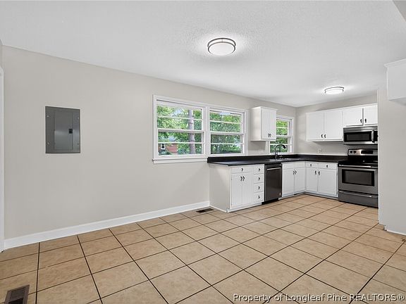 5th image of 3721 Berger Dr