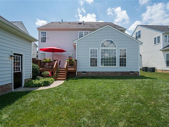 2nd image of 7125 Village Field Pl
