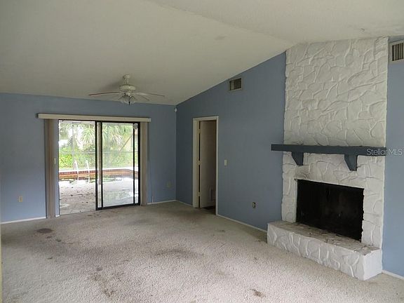4th image of 2731 Forest Knoll Dr