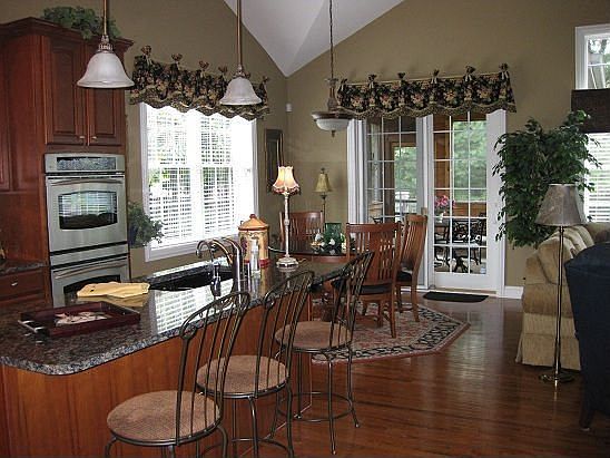  Kitchen 24 x 13