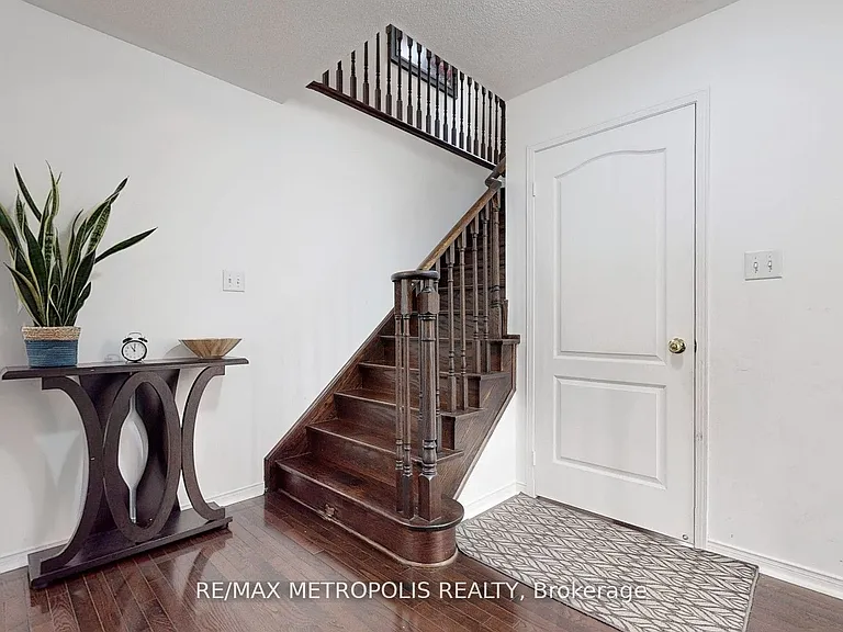 1505 Pennel Dr #UPPER — Photo 24