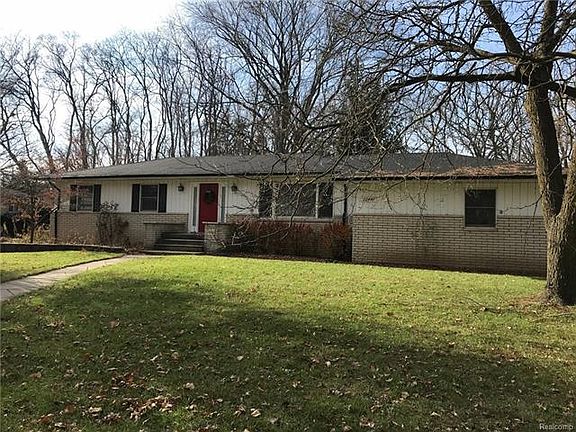 2nd image of 22447 Brookdale St