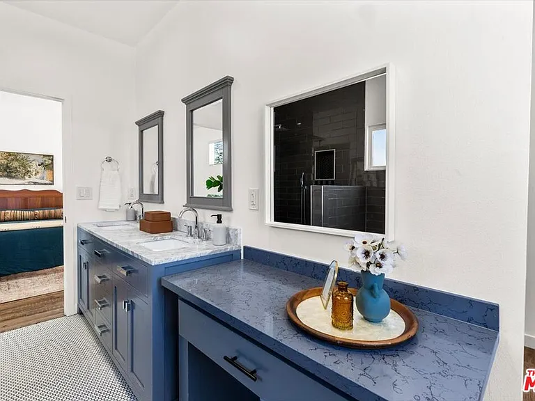 5152 Hartwick St — Photo 30