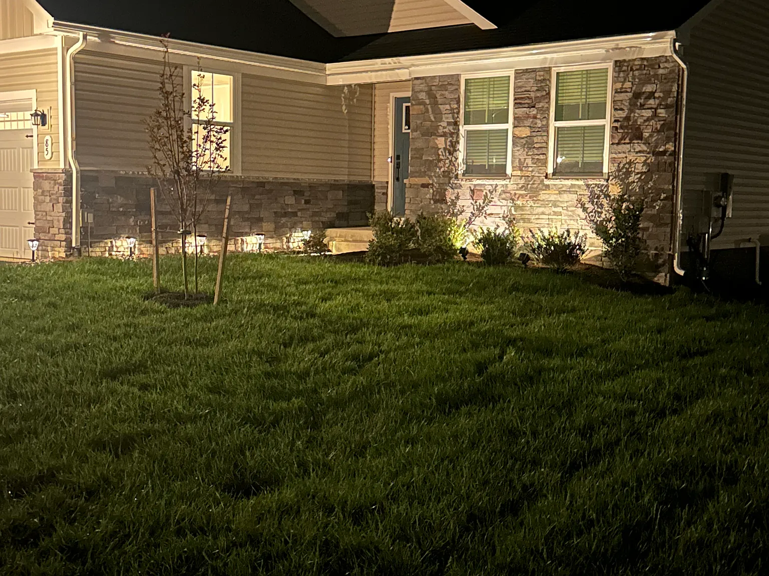 85 Wyoming Way — Photo 2