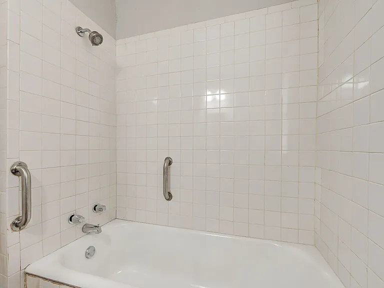 E Dr Quadplex — Photo 26