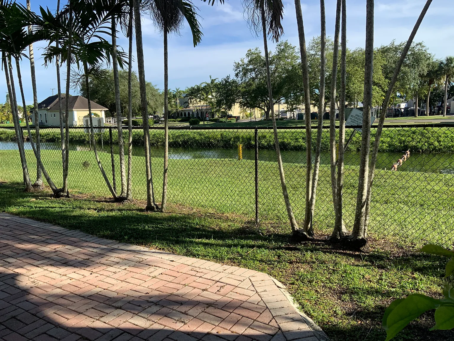 SW 92nd Ave, Palmetto Bay — Photo 3