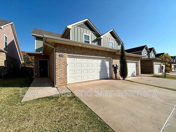 2nd image of 2209 Camino Del Plaza Ln