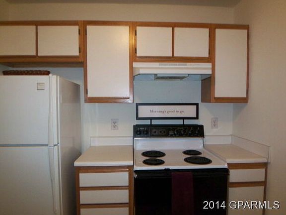 3rd image of 104 Breezewood Drive #E