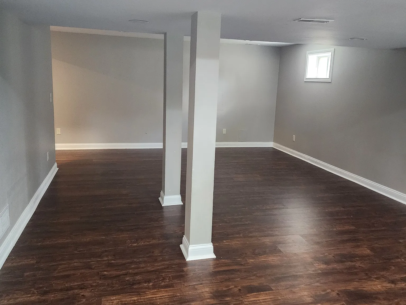 5 bed, 3.5 bath, 2716 sqft, $3,880 — Photo 2