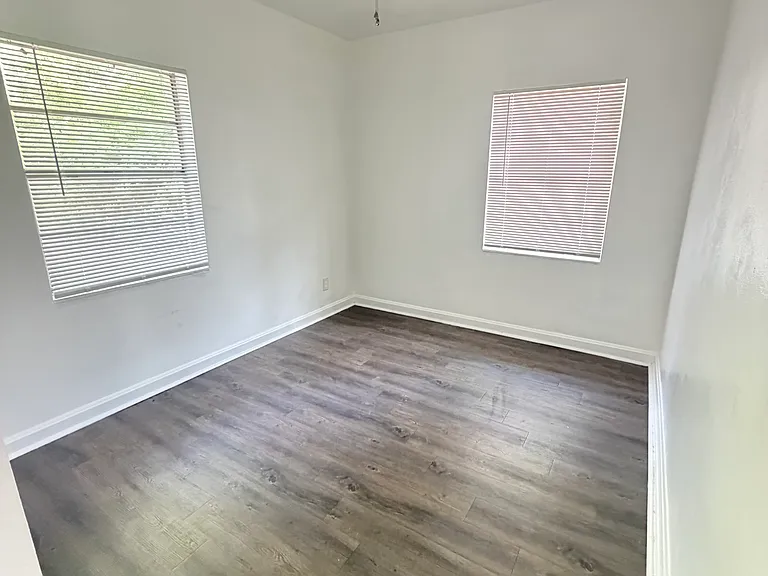 2833 Rockmont St — Photo 8
