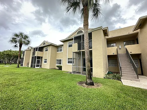 800 Cypress Park Way #M Photo 1