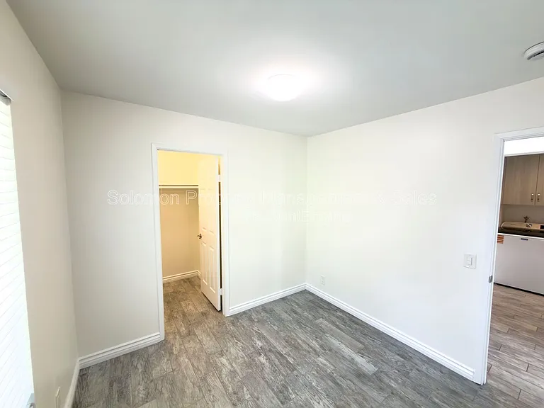 3623 Harbor Crest Way — Photo 12