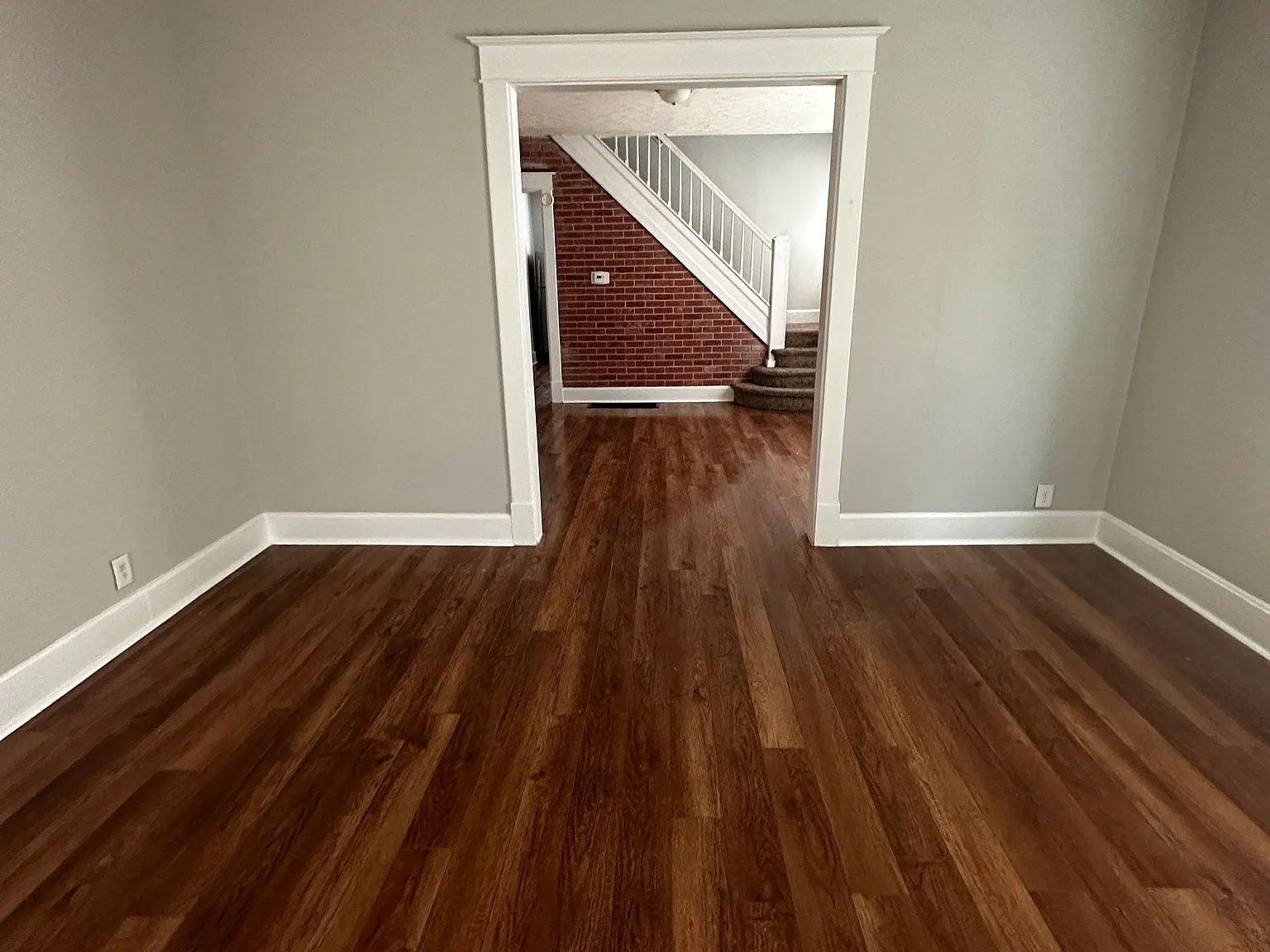3 bed, 1.5 bath, 1200 sqft, $1,200 — Photo 4