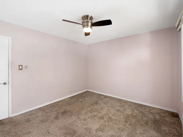 227-16 Hillside Avenue image 9 of 23