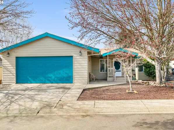 8300 NE Quatama St #125, Beaverton, OR 97006