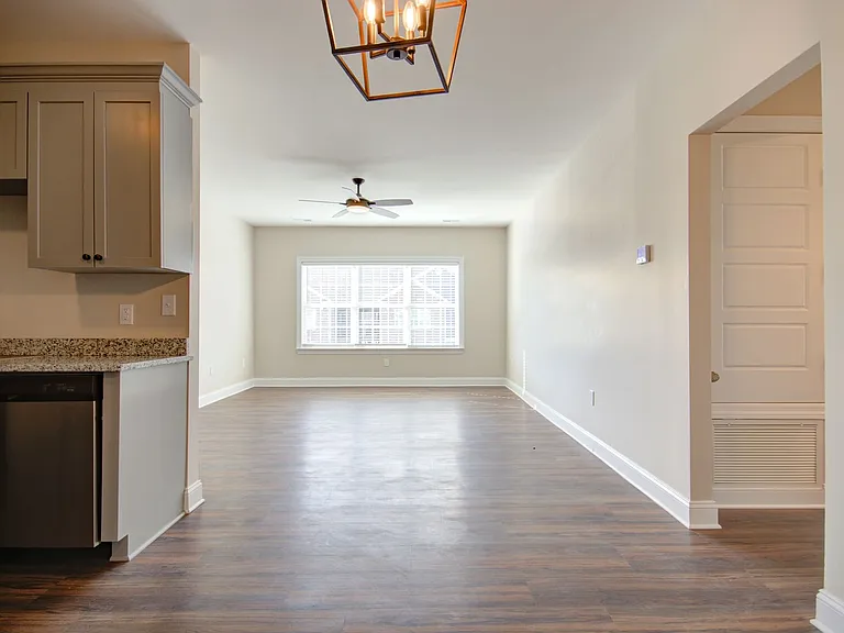 109 Bullard Rd — Photo 4