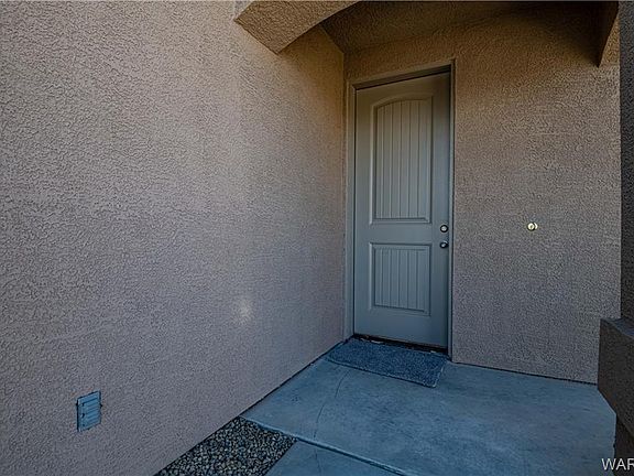 3rd image of 793 Pala Mesa Dr