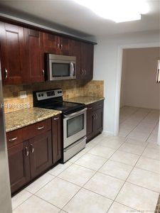 2738 S University Dr APT 15D, Davie, FL, 33328
