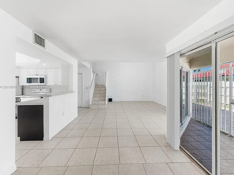 3002 San Remo Cir #0 — Photo 5