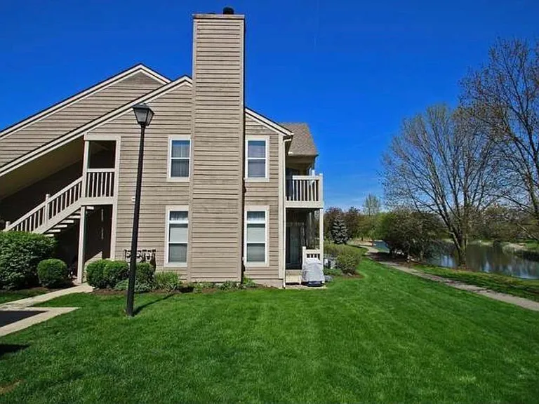 Second story end unit.