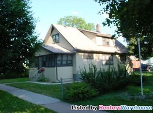 1104 Jessamine Ave E, Saint Paul, MN 55106