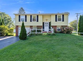 7969 Walnut Pl, Liverpool, NY 13090