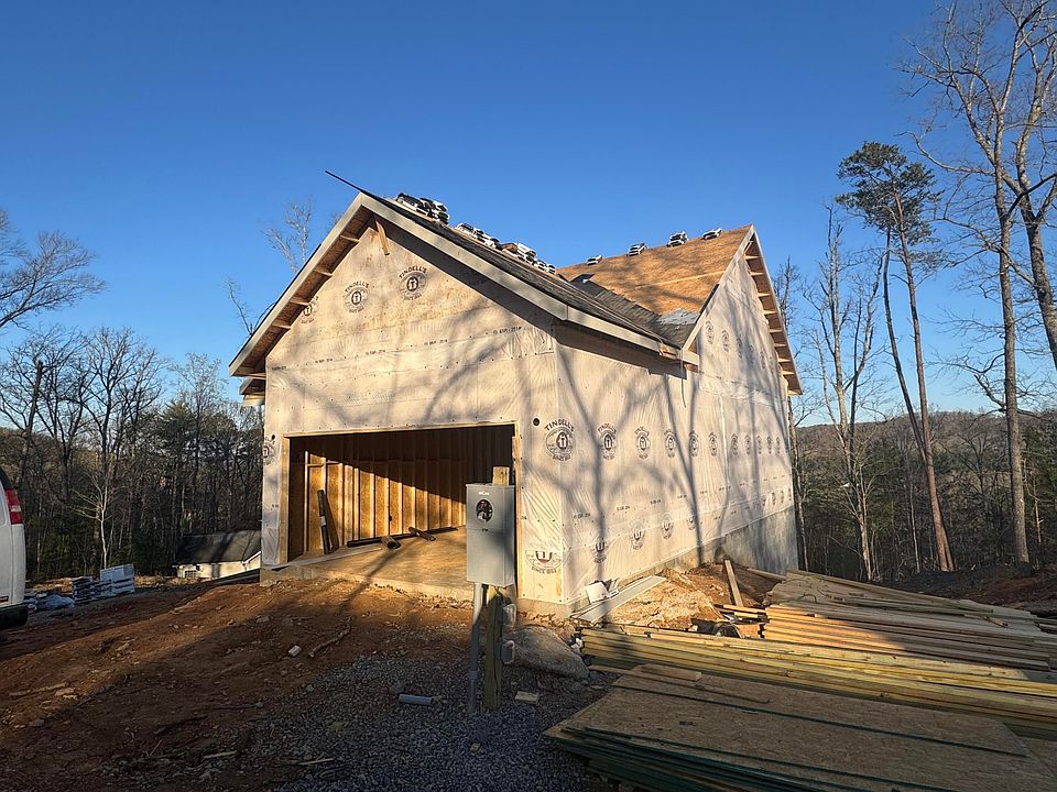 2nd image of 838 Trinity View Cir