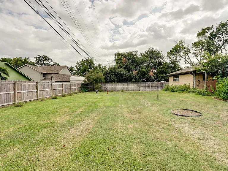 3503 Old Oaks Dr — Photo 33