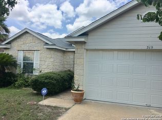 319 Estate Dr, Hutto, TX 78634