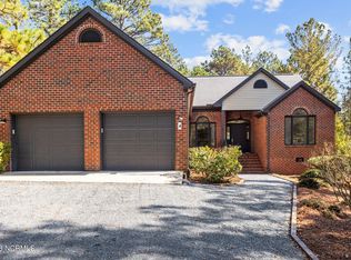 4 Furlong Pl, Pinehurst, NC 28374
